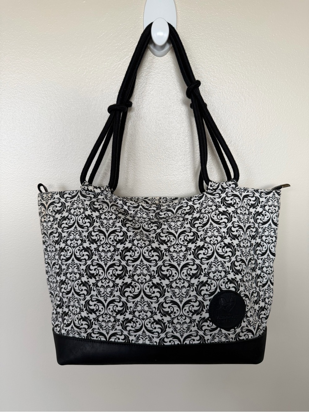 CLASSIC FARMHOUSE BAG Black & White Printed Tote Farmhouse is my Style